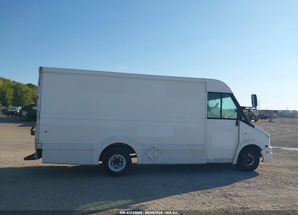 2012 ISUZU COMMERCIAL VAN VIN: JALB4T179C7W00391