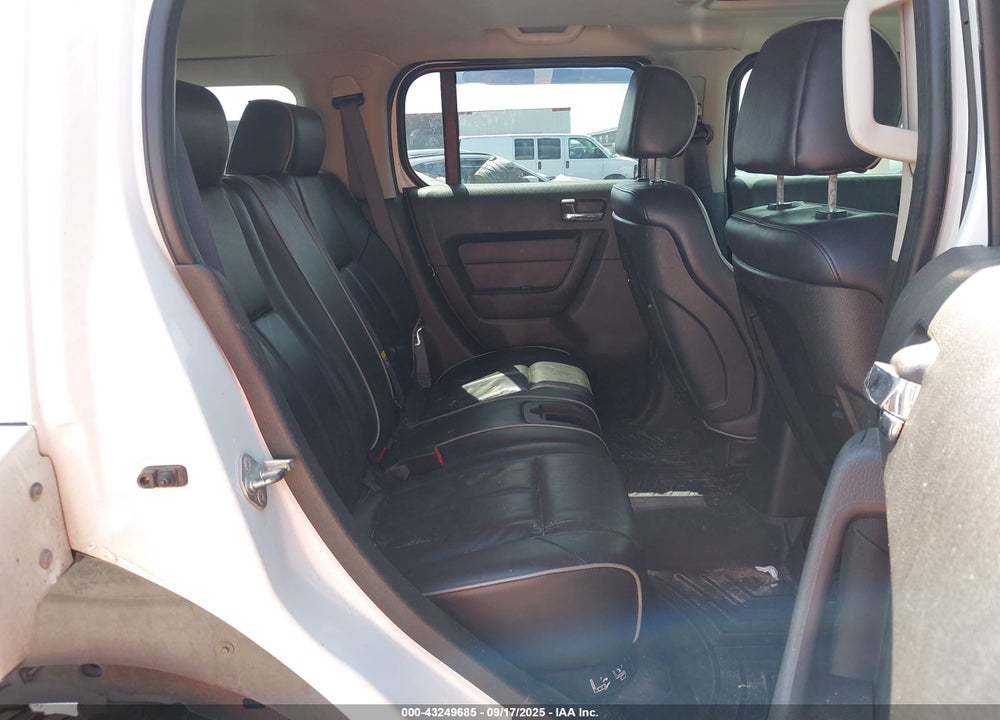 2006 HUMMER H3 SUV VIN: 5GTDN136068261303