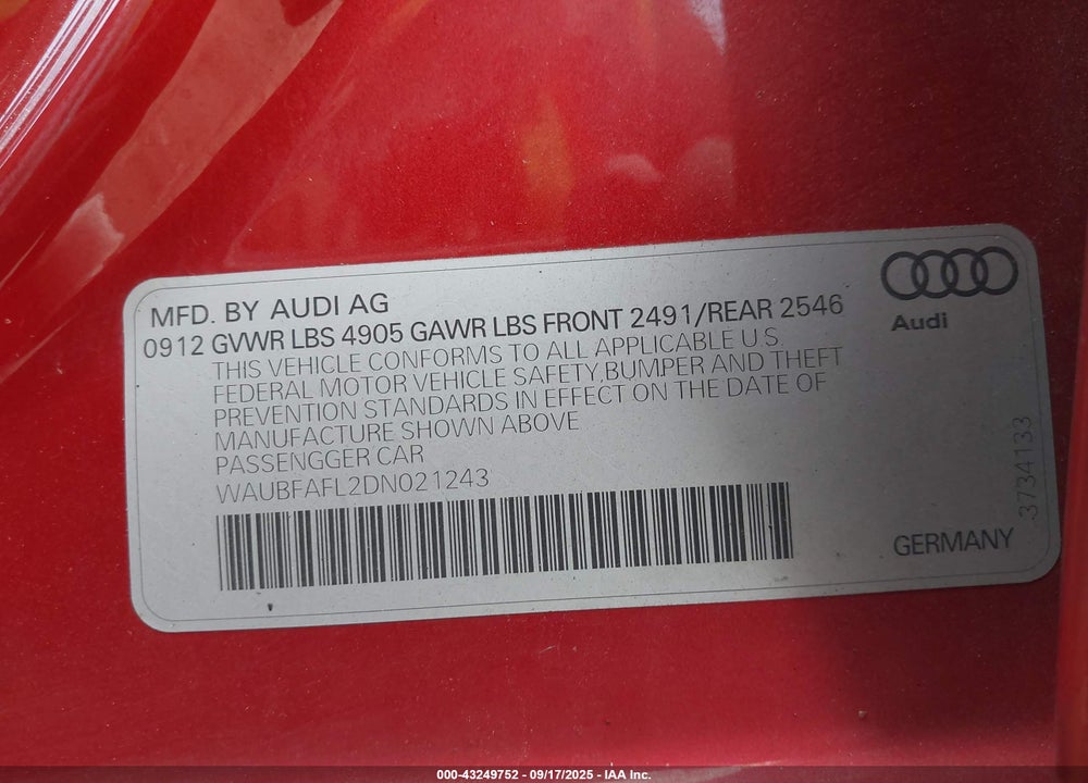 2013 AUDI A4 VIN: WAUBFAFL2DN021243