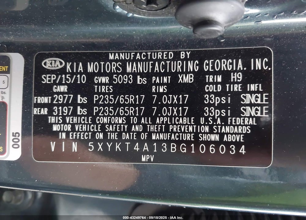 2011 KIA SORENTO VIN: 5XYKT4A13BG106034