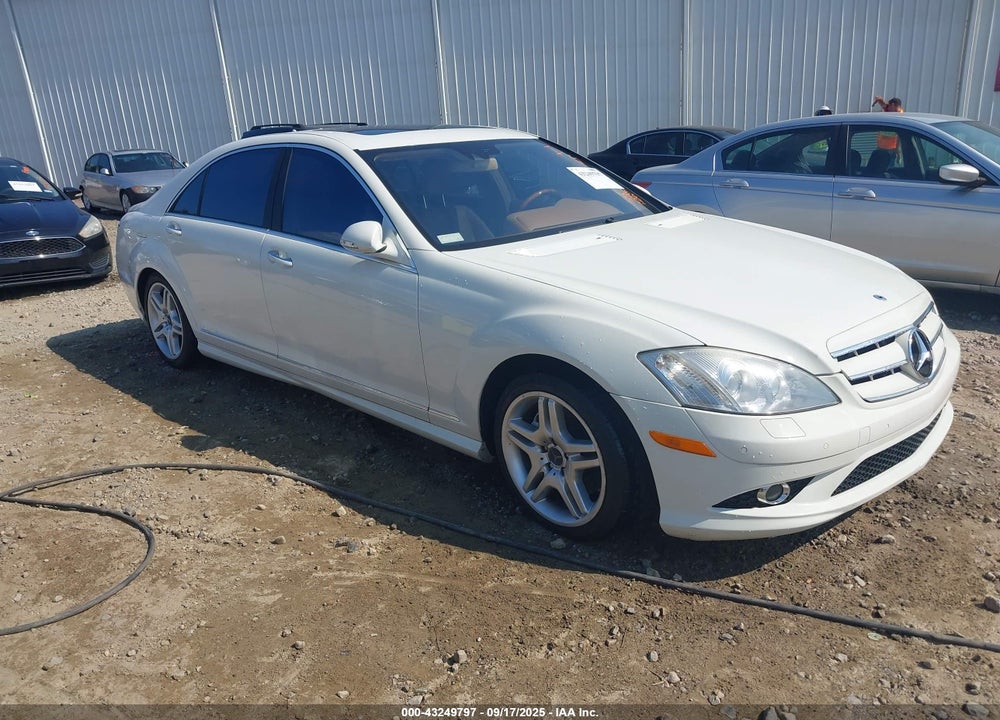 2008 MERCEDES-BENZ S 550 VIN: WDDNG71X78A212198
