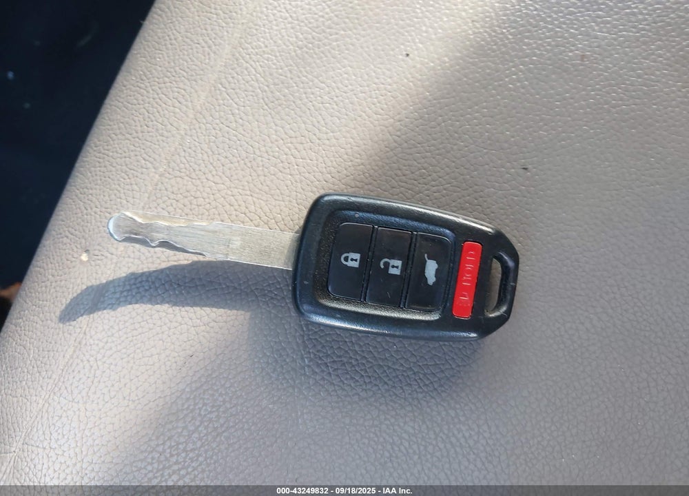 2015 HONDA CR-V LX VIN: 3CZRM3H32FG701813