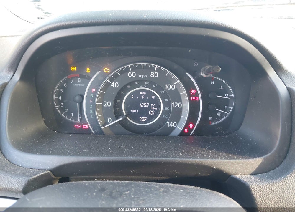2015 HONDA CR-V LX VIN: 3CZRM3H32FG701813