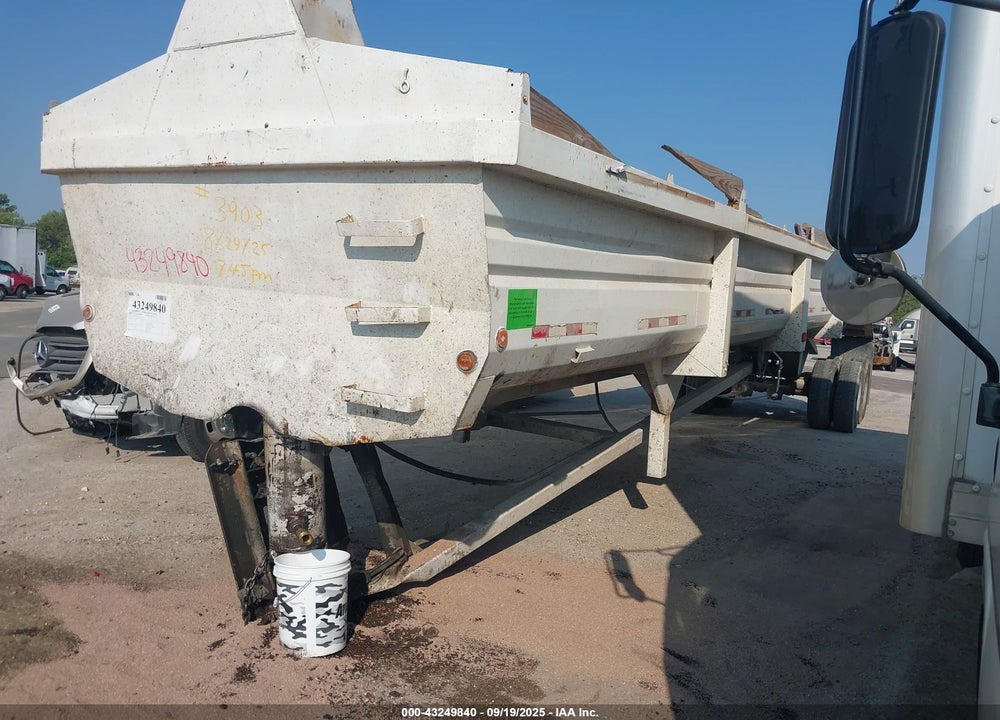1999 LUFKIN INDUSTRIES END DUMP VIN: 1L01C3821X1133293