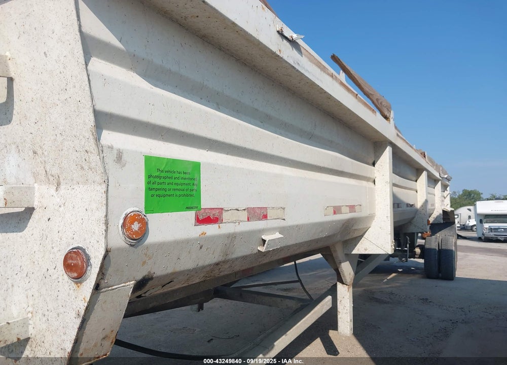 1999 LUFKIN INDUSTRIES END DUMP VIN: 1L01C3821X1133293