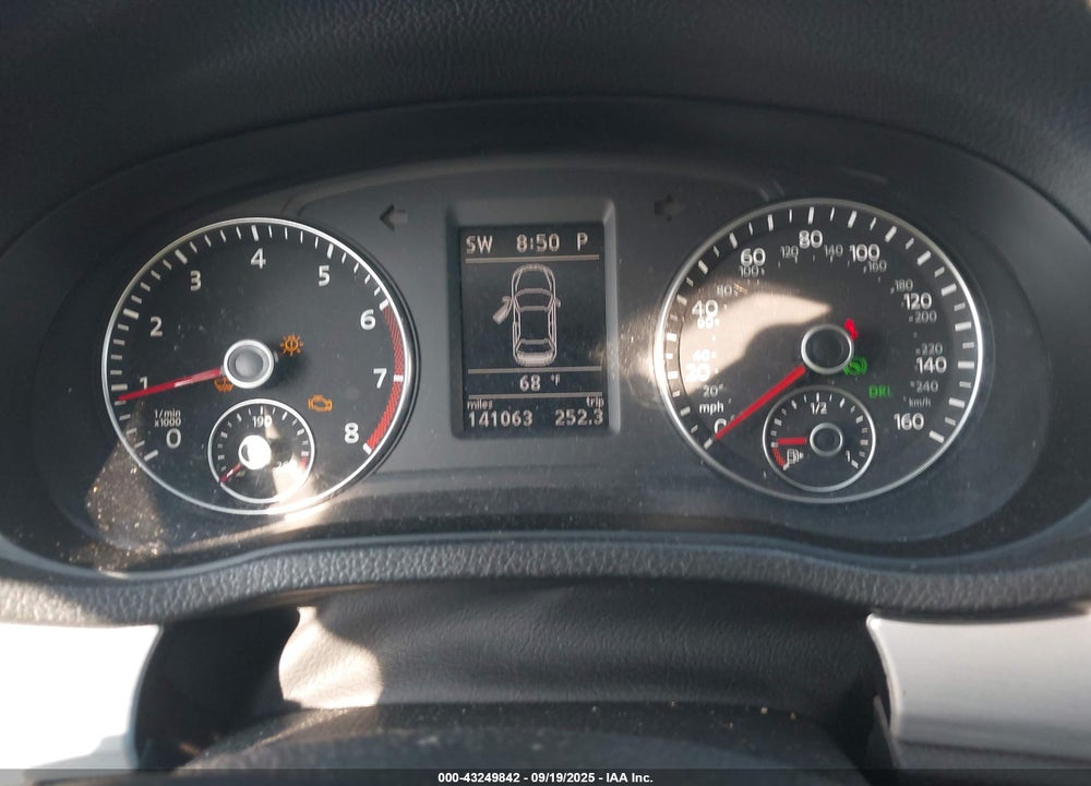 2012 VOLKSWAGEN PASSAT VIN: 1VWBP7A32CC053028