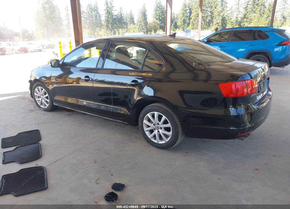 2012 VOLKSWAGEN JETTA VIN: 3VWDX7AJ4CM424499