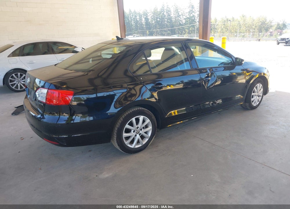2012 VOLKSWAGEN JETTA VIN: 3VWDX7AJ4CM424499