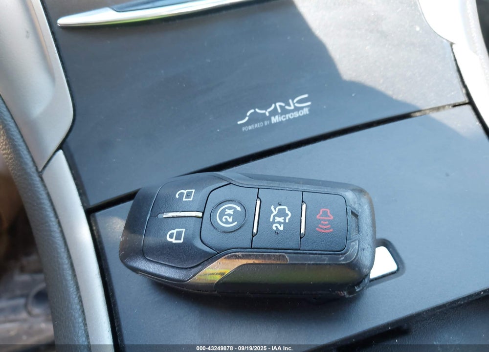 2013 LINCOLN MKZ VIN: 3LN6L2JK9DR802349