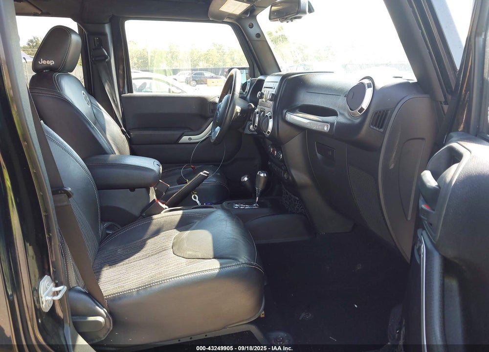 2015 JEEP WRANGLER UNLIMITED FREEDOM EDITION VIN: 1C4BJWDG8FL573414