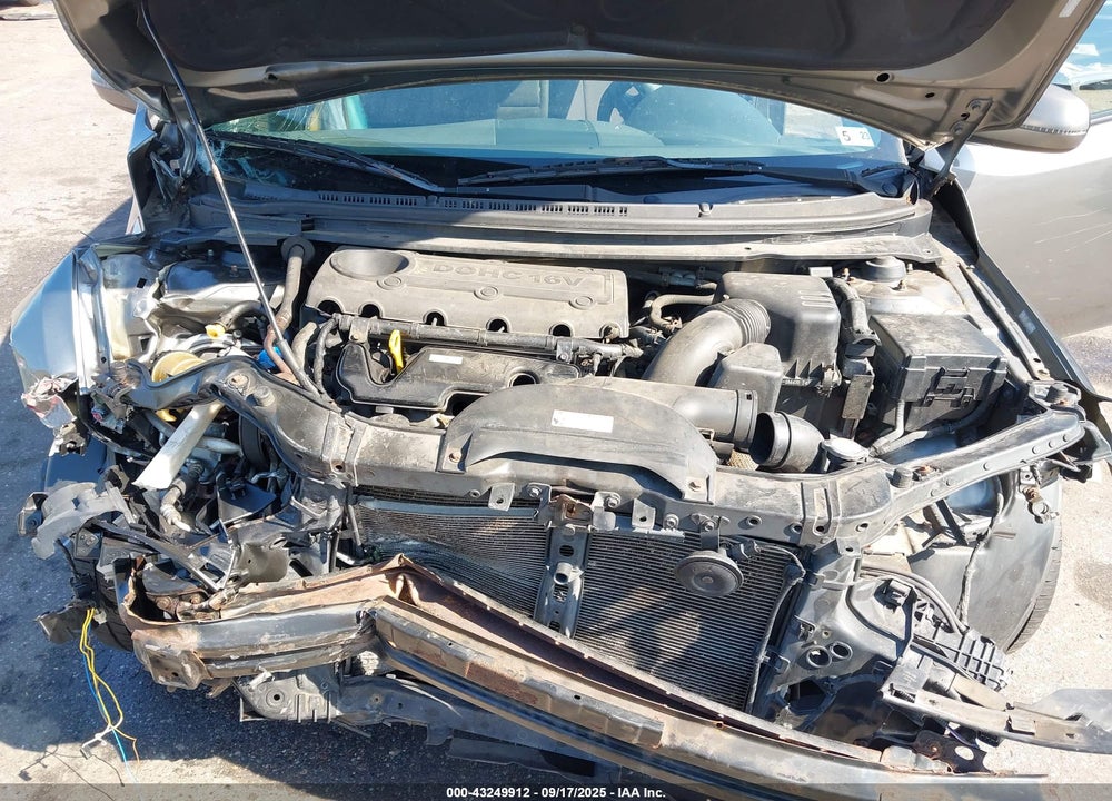 2011 KIA FORTE VIN: KNAFU5A25B5411389