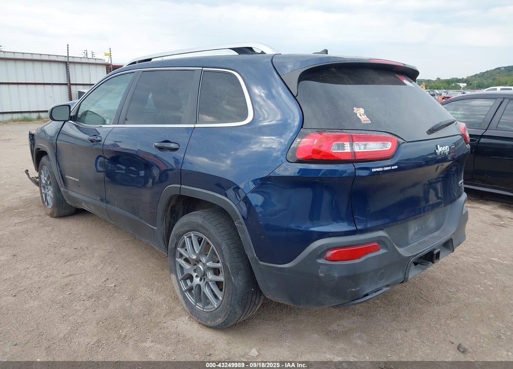 2018 JEEP CHEROKEE LATITUDE FWD VIN: 1C4PJLCB5JD538696