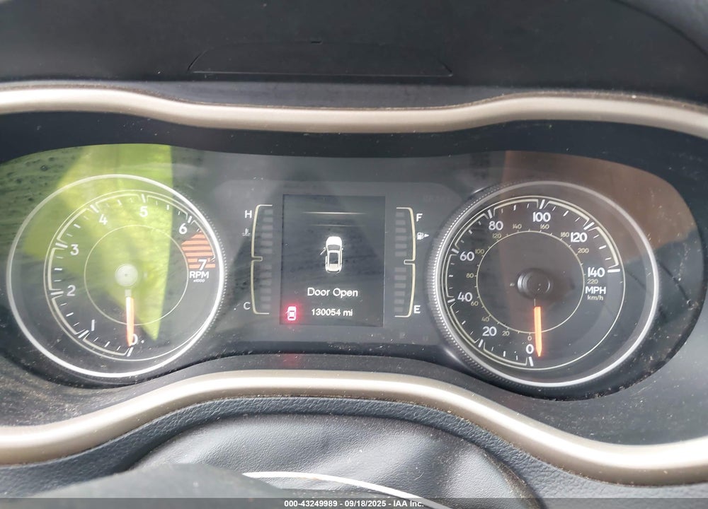2018 JEEP CHEROKEE LATITUDE FWD VIN: 1C4PJLCB5JD538696