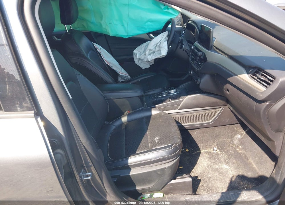 2022 FORD ESCAPE SEL VIN: 1FMCU0H68NUA65457