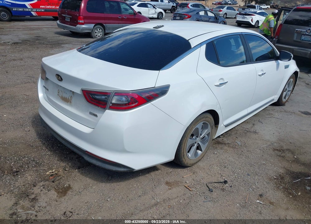 2015 KIA OPTIMA HYBRID VIN: KNAGM4AD0F5080534