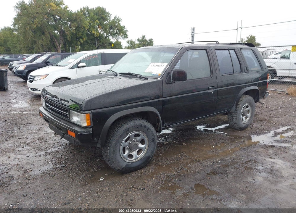 1992 NISSAN PATHFINDER XE VIN: JN8HD17S8NW034409