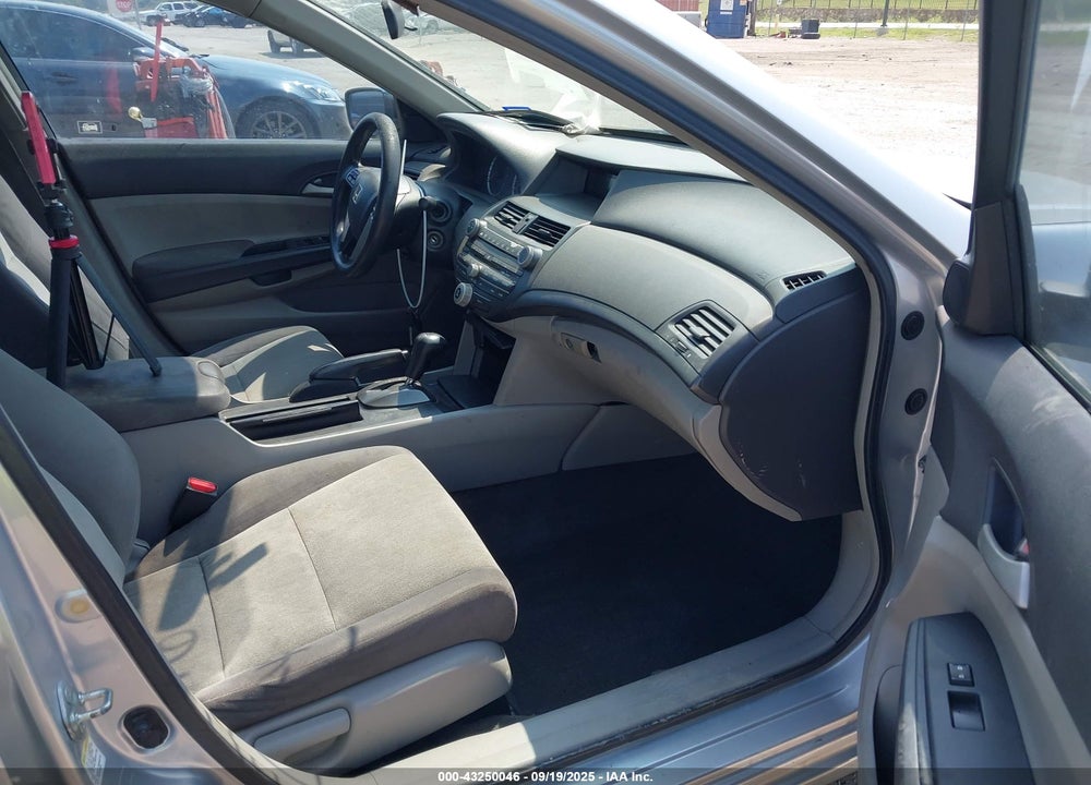 2008 HONDA ACCORD 2.4 LX VIN: 1HGCP26338A118993