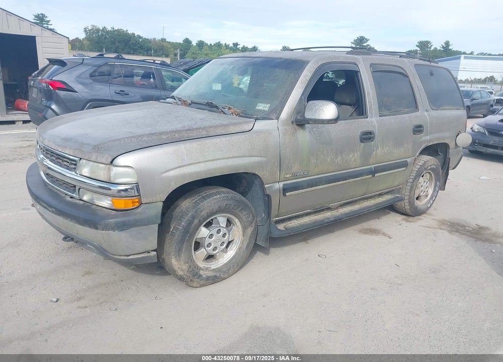 2001 CHEVROLET TAHOE LS VIN: 1GNEK13T81J128856