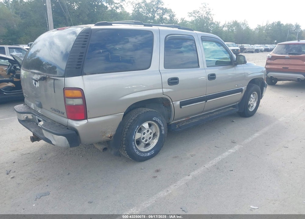 2001 CHEVROLET TAHOE LS VIN: 1GNEK13T81J128856