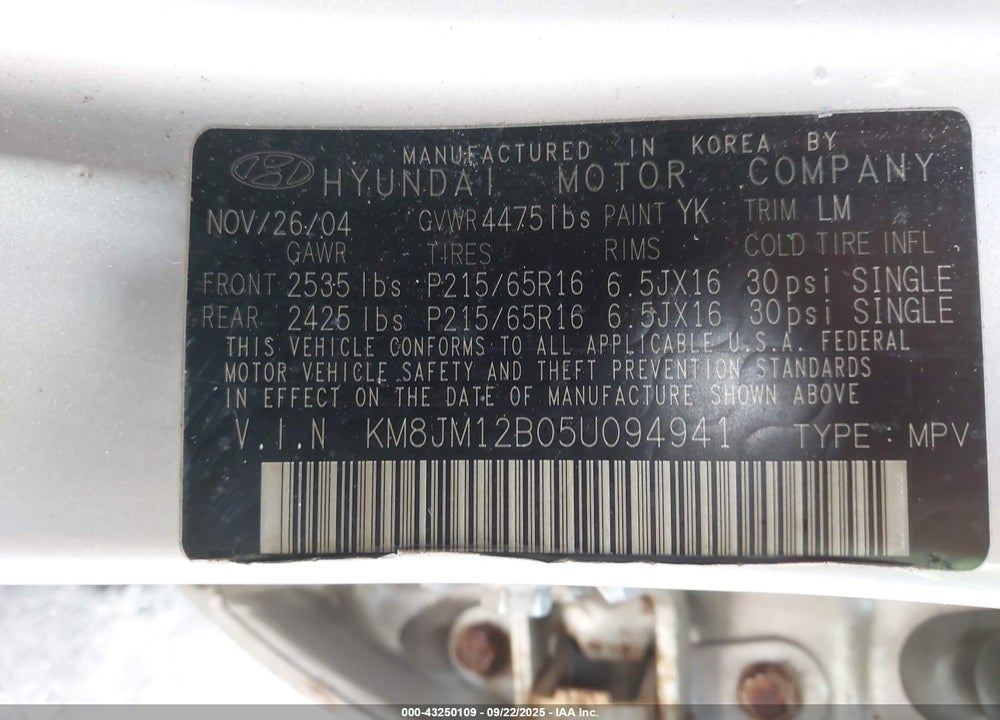 2005 HYUNDAI TUCSON GL VIN: KM8JM12B05U094941