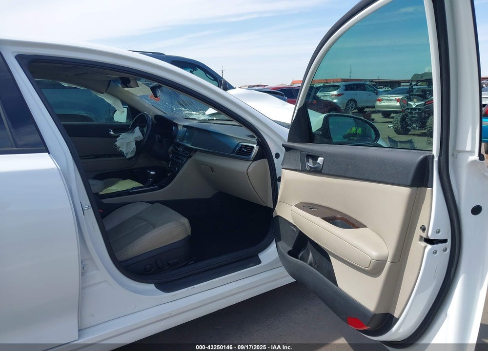 2017 KIA OPTIMA VIN: 5XXGU4L36HG176125