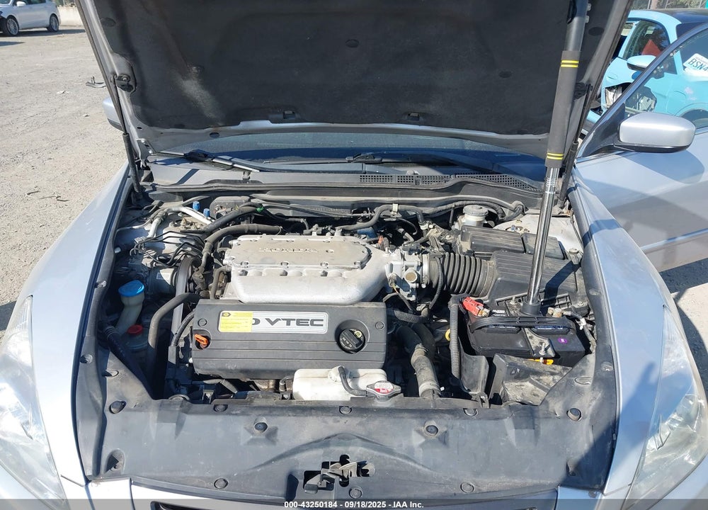 2005 HONDA ACCORD 3.0 EX VIN: 1HGCM66555A056803