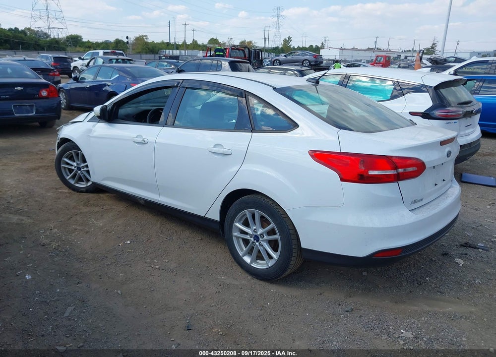2017 FORD FOCUS VIN: 1FADP3F26HL292129