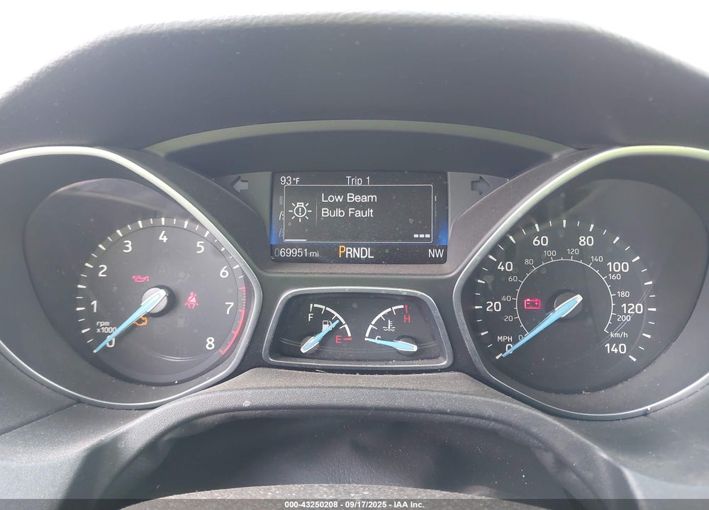 2017 FORD FOCUS VIN: 1FADP3F26HL292129