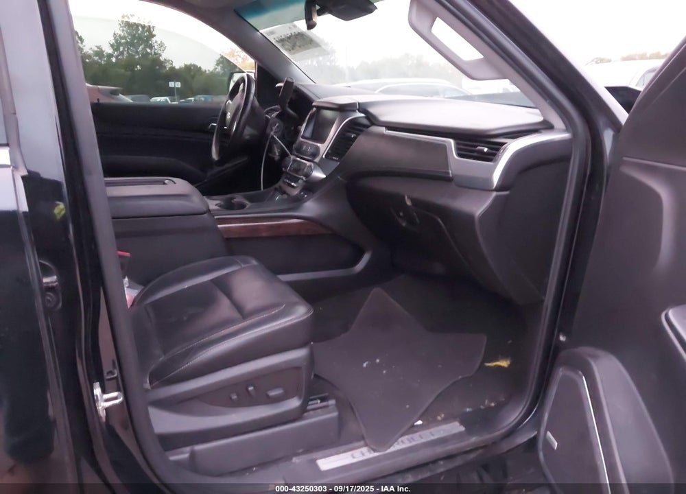 2018 CHEVROLET TAHOE LT VIN: 1GNSKBKC8JR358649