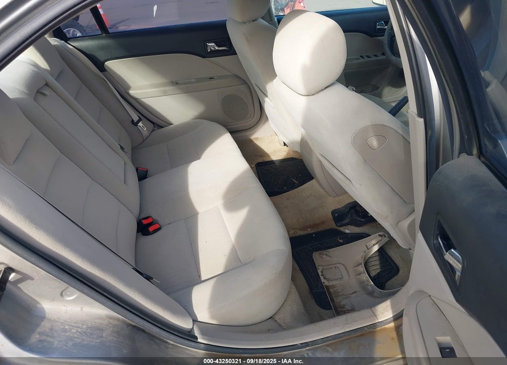 2008 FORD FUSION VIN: 3FAHP07Z88R123372