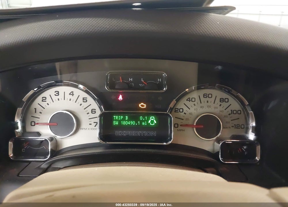 2013 FORD EXPEDITION VIN: 1FMJU1H50DEF33162