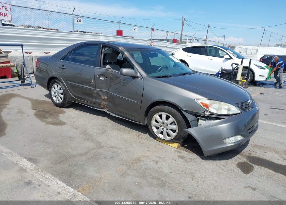 2003 TOYOTA CAMRY XLE VIN: 4T1BE32K53U735401