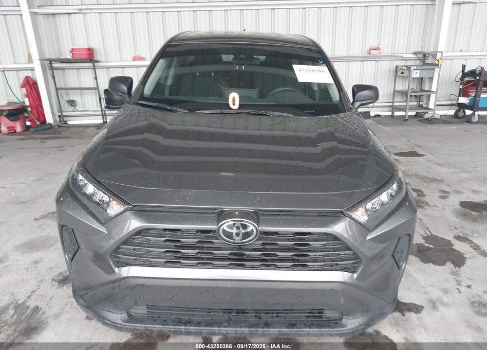 2022 TOYOTA RAV4 VIN: 2T3H1RFV2NW235820