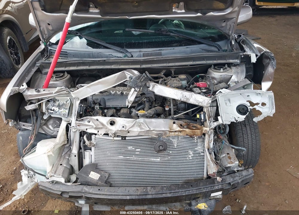 2006 SCION XB VIN: JTLKT324964112920