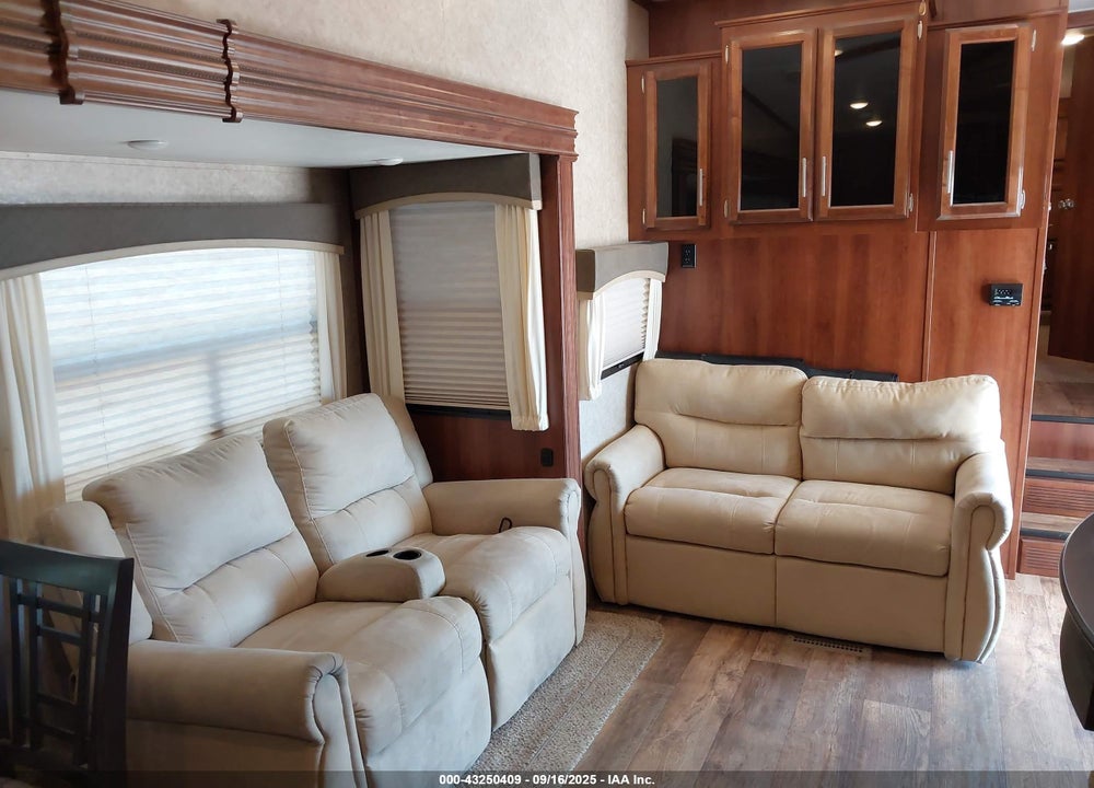 2016 JAYCO EAGLE 293 VIN: 1UJCJ0BSXG1WG0121