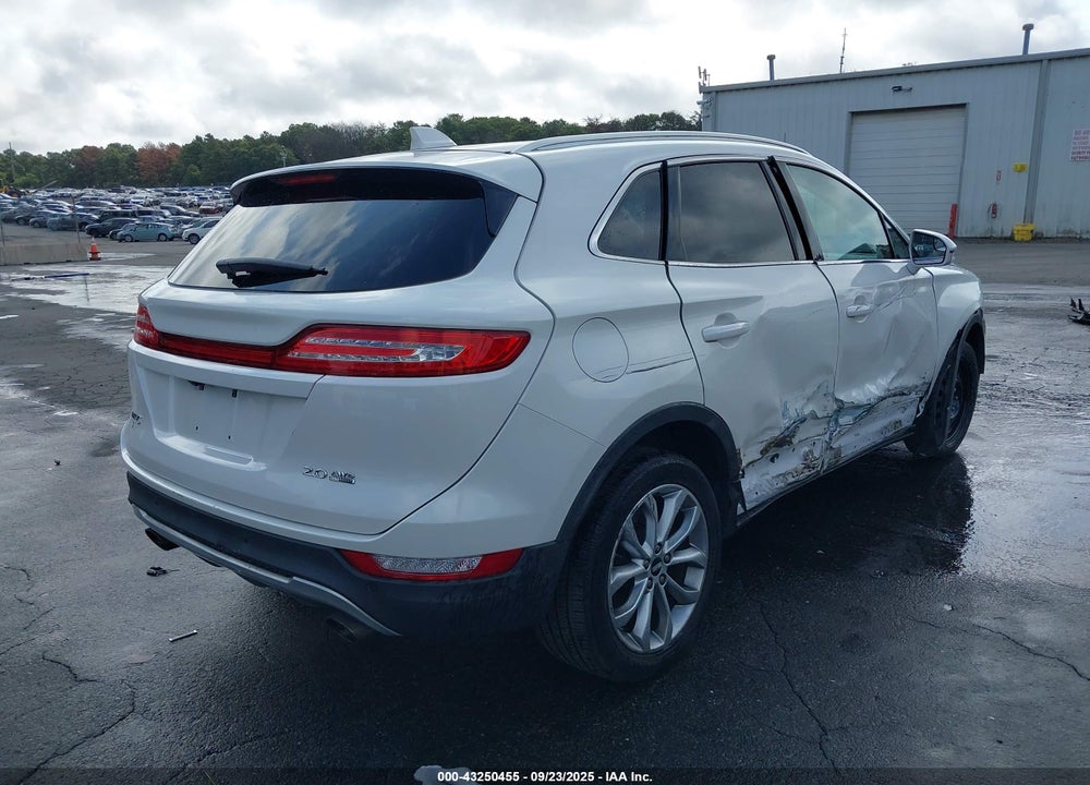2016 LINCOLN MKC VIN: 5LMCJ2D97GUJ18122