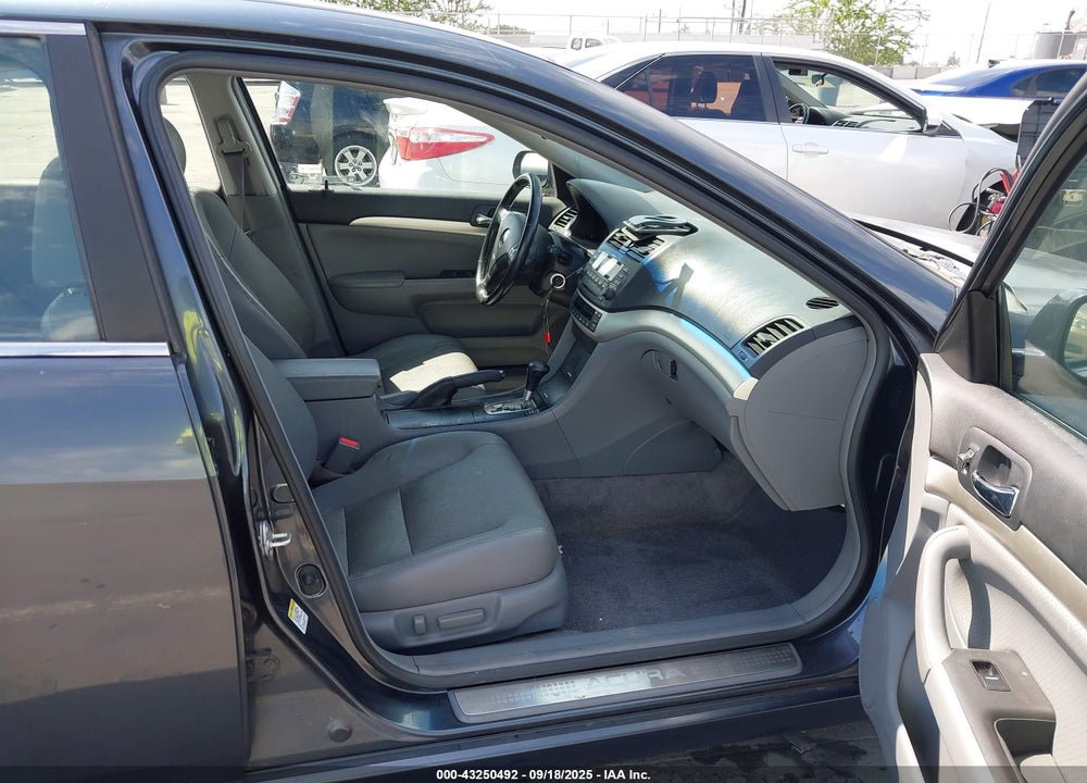 2005 ACURA TSX VIN: JH4CL96815C008067