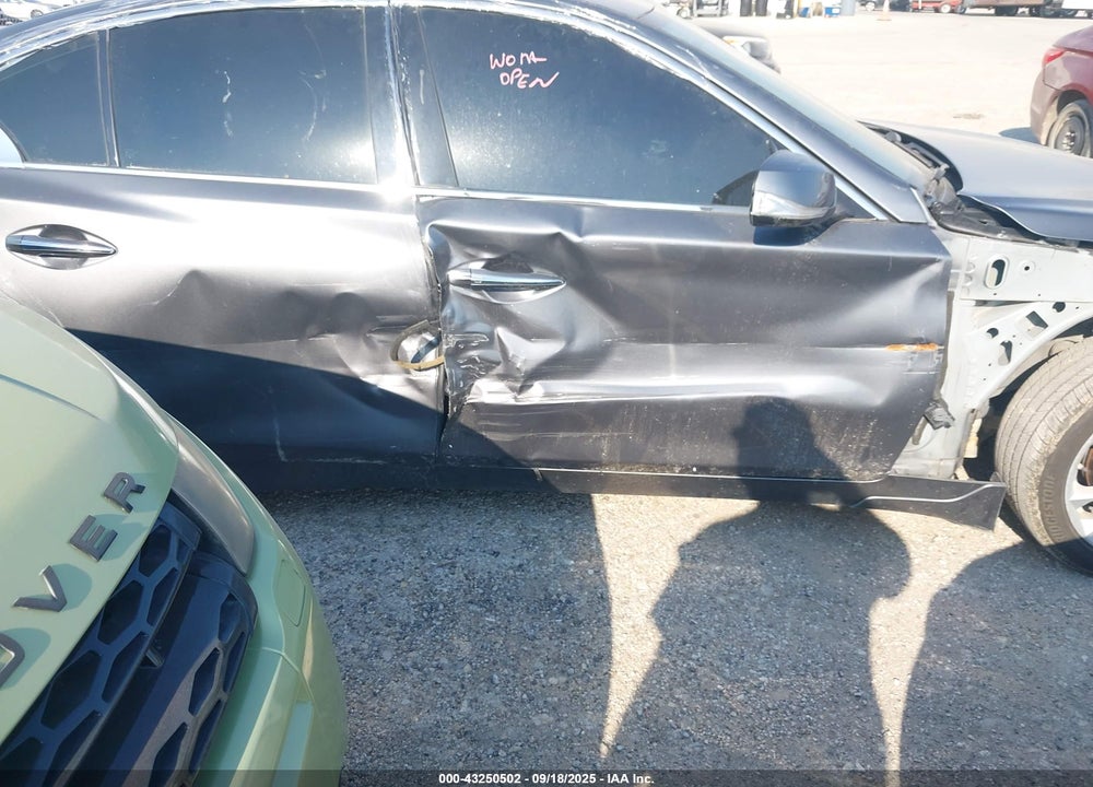 2015 INFINITI Q50 VIN: JN1BV7AP9FM354487