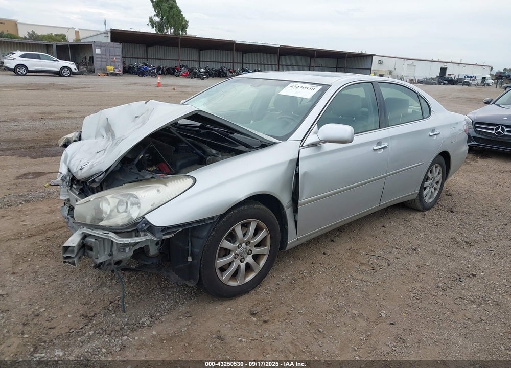 2002 LEXUS ES 300 VIN: JTHBF30G920084116