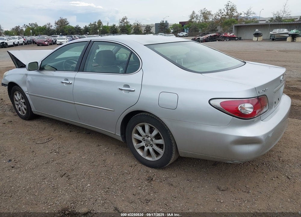 2002 LEXUS ES 300 VIN: JTHBF30G920084116