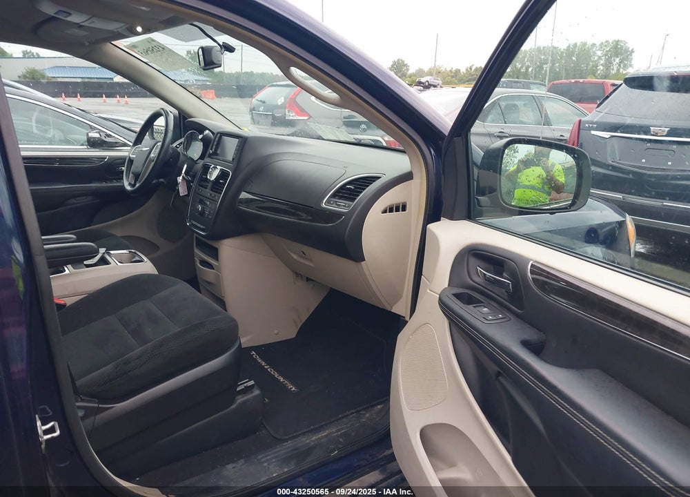 2016 CHRYSLER TOWN & COUNTRY TOURING VIN: 2C4RC1BGXGR177282
