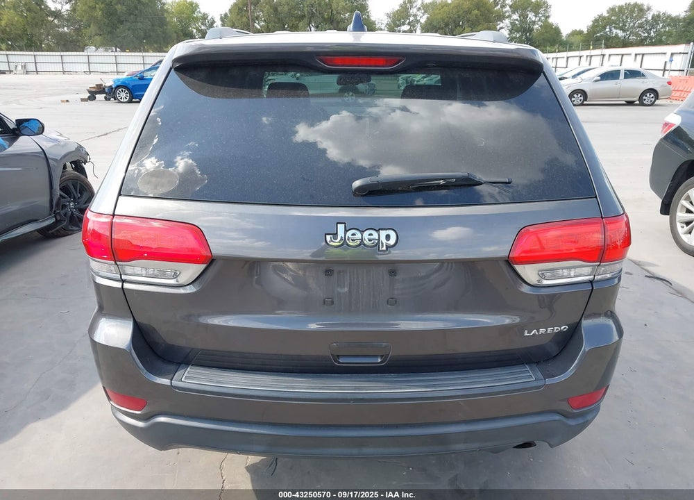 2015 JEEP GRAND CHEROKEE LAREDO VIN: 1C4RJEAG9FC125633