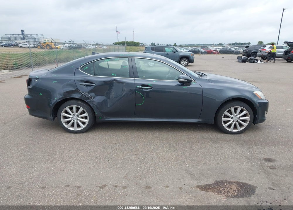 2009 LEXUS IS 250 VIN: JTHCK262595033649