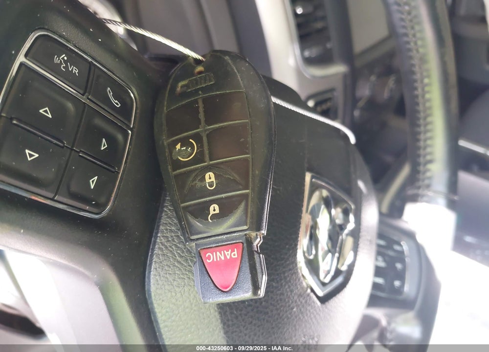 2016 RAM 1500 BIG HORN VIN: 3C6RR7LT4GG136494