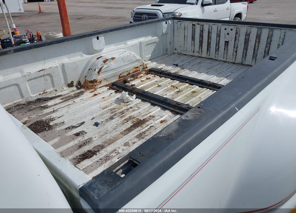 2002 CHEVROLET SILVERADO 3500 LT VIN: 1GCJK33G02F216293