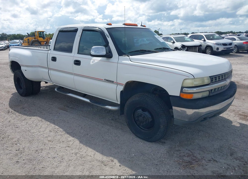 2002 CHEVROLET SILVERADO 3500 LT VIN: 1GCJK33G02F216293