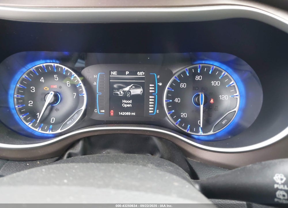 2017 CHRYSLER PACIFICA VIN: 2C4RC1BG4HR621628