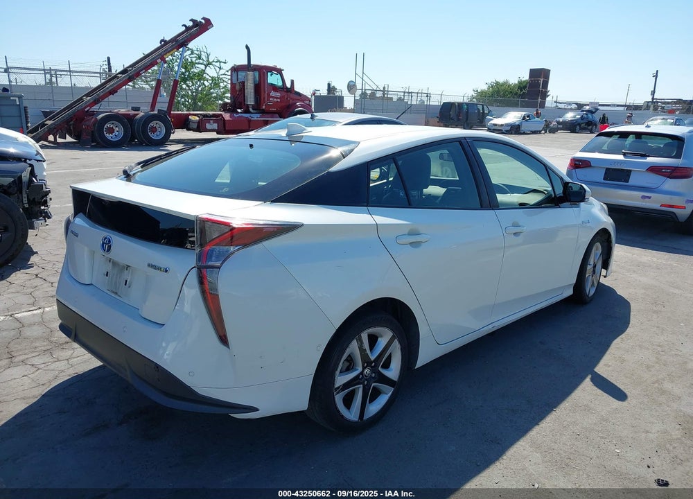 2017 TOYOTA PRIUS VIN: JTDKARFU8H3051969