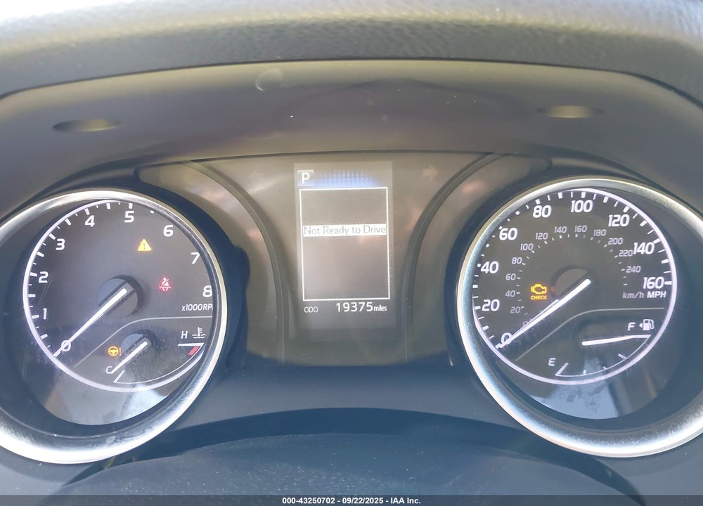 2018 TOYOTA CAMRY LE VIN: JTNB11HK5J3031807