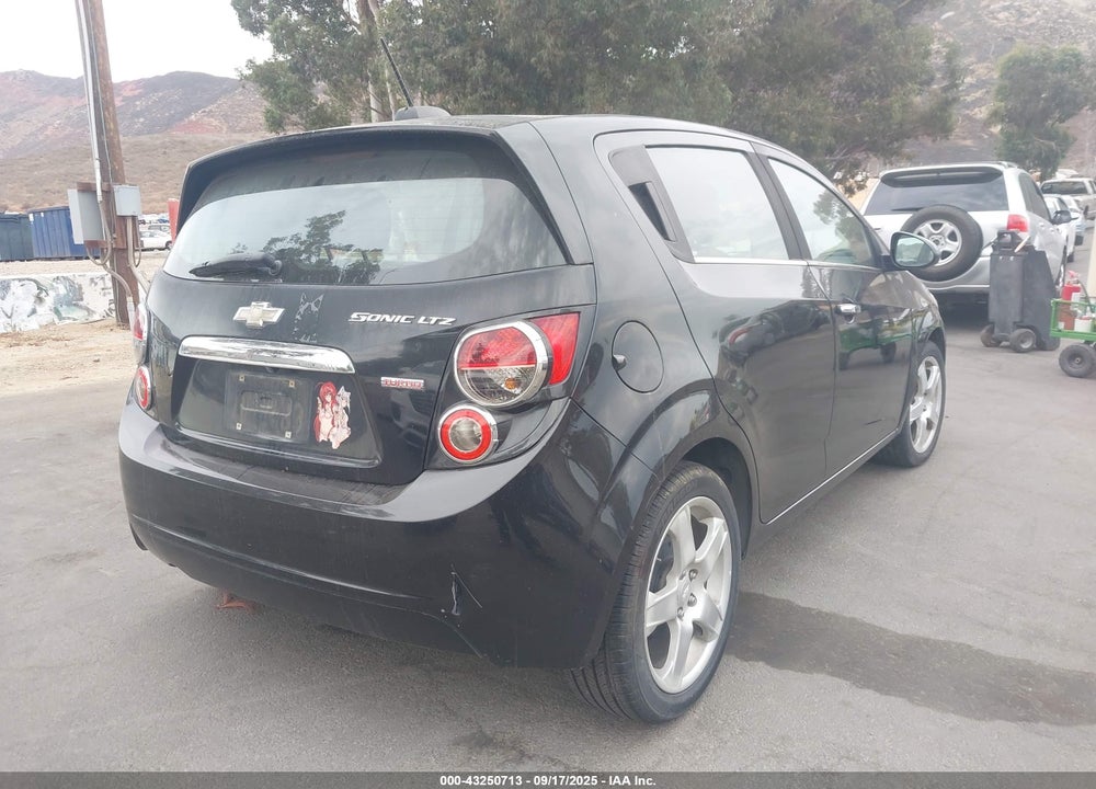 2015 CHEVROLET SONIC VIN: 1G1JE6SB3F4124247